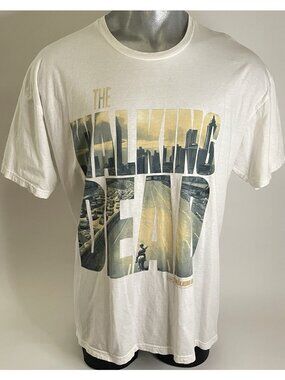 The Walking Dead AMC 2012 Graphic T Shirt Rick on Horseback Zombie Est 2XL White